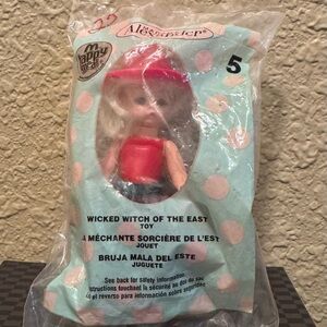 Madame Alexander Wizard of Oz McDonald’s Wicked Witch of the East.